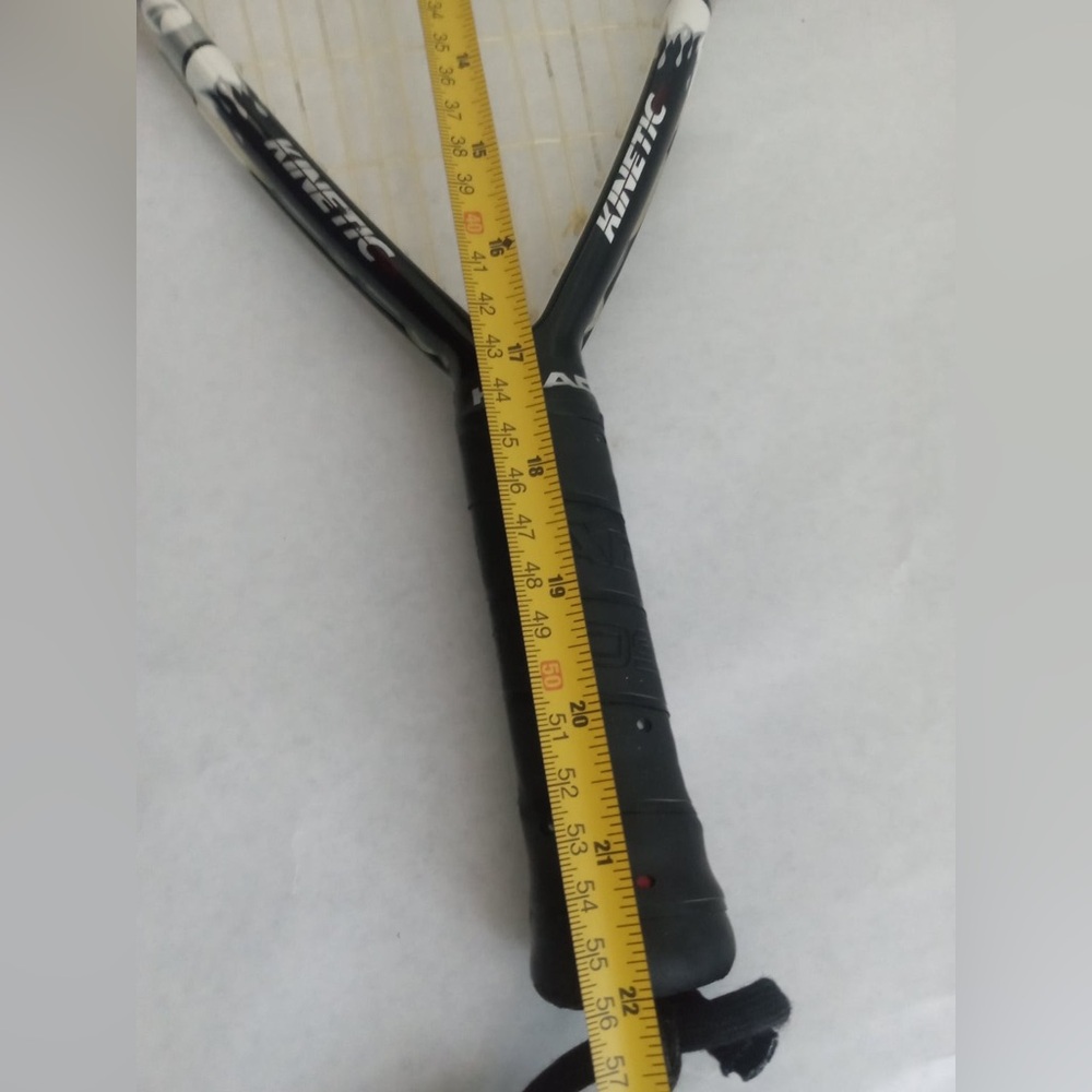 Racket - Picture 3 of 7